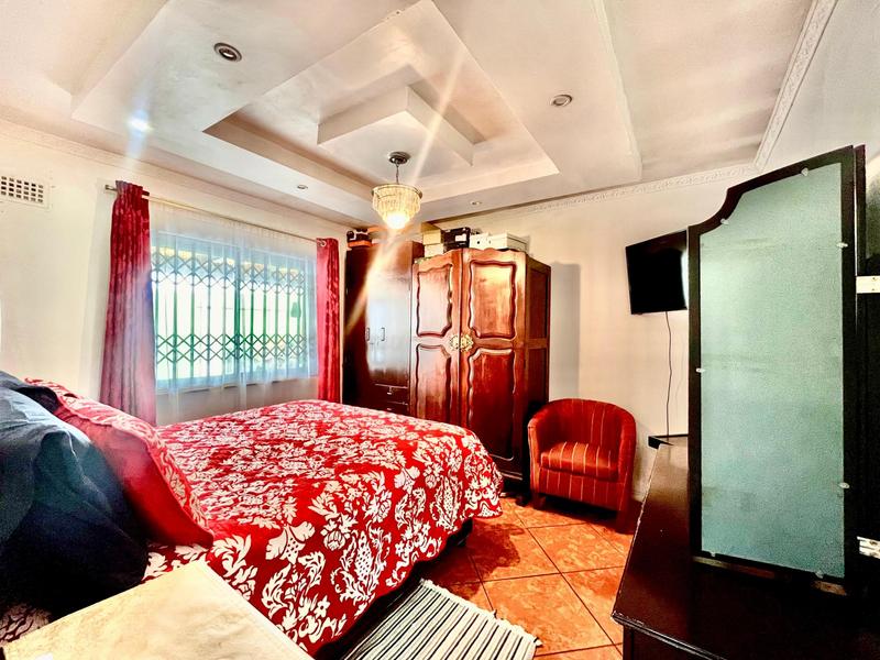 4 Bedroom Property for Sale in Rocklands Western Cape